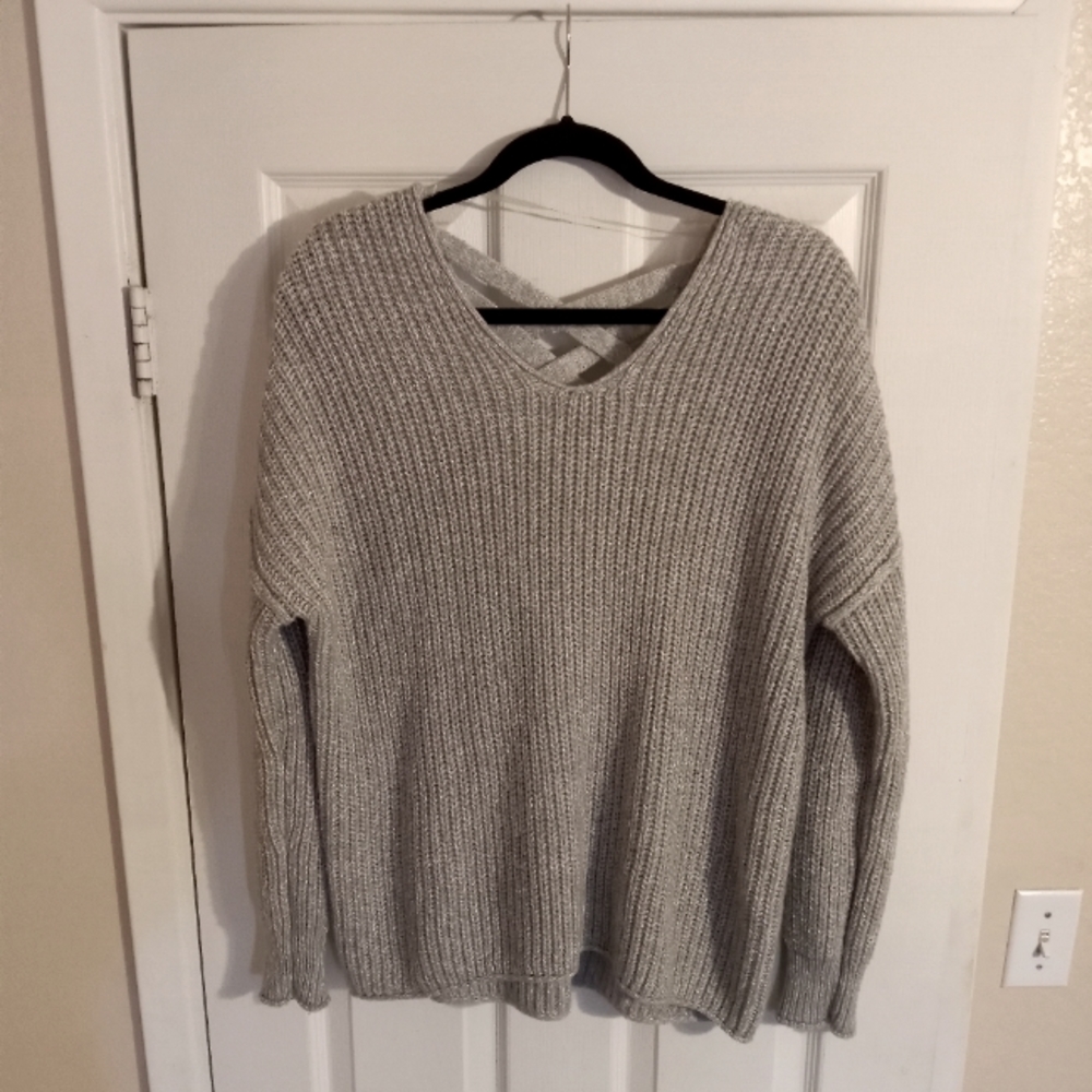 Mossimo Large Grey V-neck knitted sweater with cross back